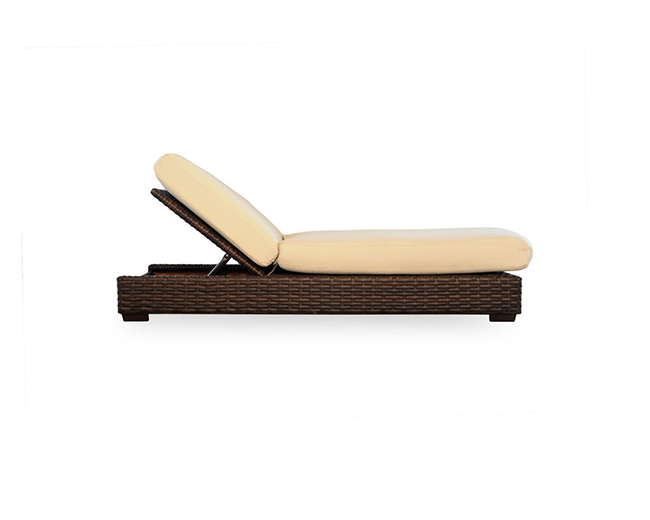 lloyd-flanders-contempo-adjustable-chaise