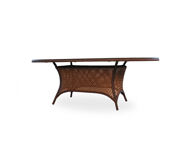 lloyd-flanders-grandtraverse-oval-dining-table